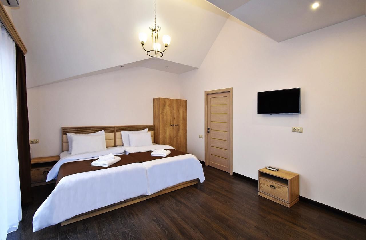 Отель Patriott Hotel Ереван