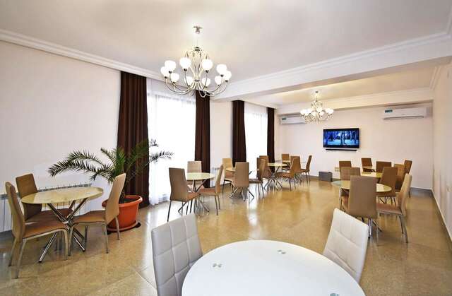 Отель Patriott Hotel Ереван-30