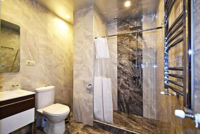 Отель Patriott Hotel Ереван-38
